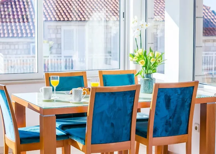 Luxury Apartment Tara